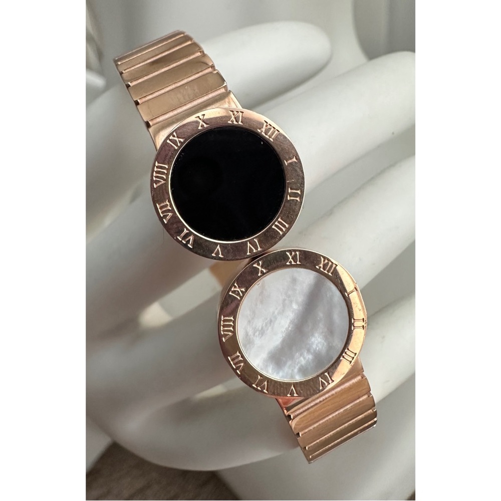 Brand New! Roman Numeral Rose Gold Bracelet - Picture 4 of 8